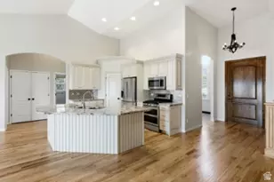 722 W Webb Rd, Draper, UT 84020 - Photo 11