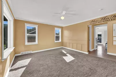 137 Country Dr, South Ogden, UT 84405 - Photo 5
