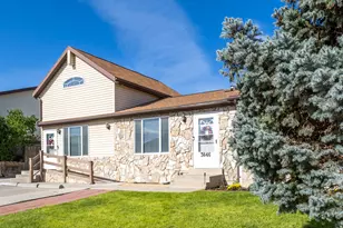 3646 S Buckeroo Dr W, Magna, UT 84044 - Photo 43