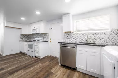 1285 N 900 E, Bountiful, UT 84010 - Photo 21