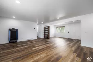1285 N 900 E, Bountiful, UT 84010 - Photo 9