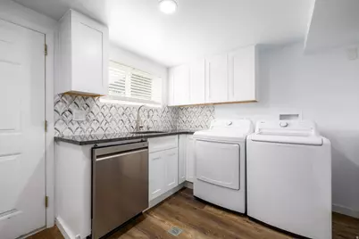 1285 N 900 E, Bountiful, UT 84010 - Photo 19