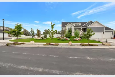 2111 W 1975 N, Farr West, UT 84404 - Photo 29