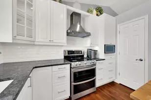 2134 E 3000 N, Layton, UT 84040 - Photo 7