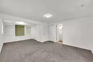 2134 E 3000 N, Layton, UT 84040 - Photo 33