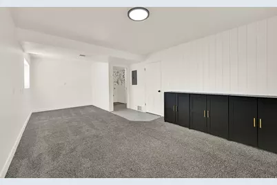 405 W 1900 S, Clearfield, UT 84015 - Photo 23