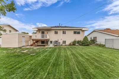 840 N 325 W, Bountiful, UT 84010 - Photo 9