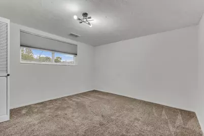 840 N 325 W, Bountiful, UT 84010 - Photo 33