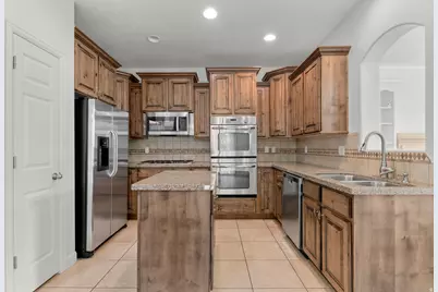 10572 S Ozarks Dr, South Jordan, UT 84009 - Photo 3