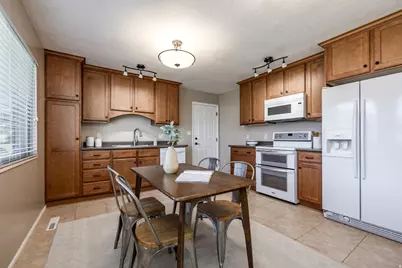 262 E 1400 N, Bountiful, UT 84010 - Photo 5