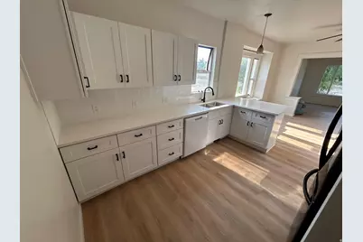 254 E 700 S, Salt Lake City, UT 84111 - Photo 3