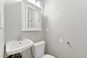 262 E Center St, Bountiful, UT 84010 - Photo 35