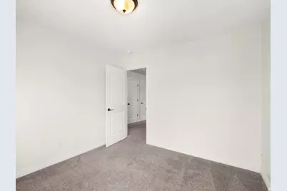 557 W Pumpkin Patch Dr, Saratoga Springs, UT 84045 - Photo 13