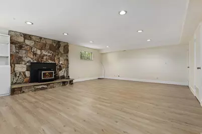 7841 Da Vinci Dr, Salt Lake City, UT 84121 - Photo 17