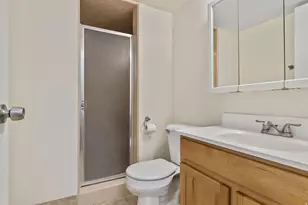 7841 Da Vinci Dr, Salt Lake City, UT 84121 - Photo 15