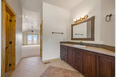 2012 S High Cedar Dr, Cedar City, UT 84720 - Photo 17