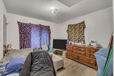 9660 S Stornoway Cir W, South Jordan, UT 84009 - Photo 17