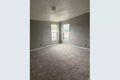 75 N 200 E, Huntington, UT 84528 - Photo 5
