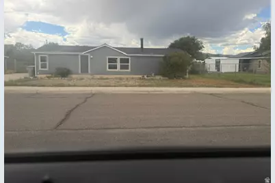 75 N 200 E, Huntington, UT 84528 - Photo 1