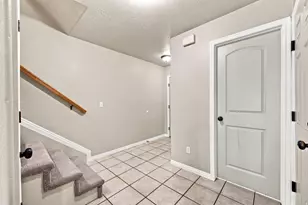 597 S 910 W, Pleasant Grove, UT 84062 - Photo 7