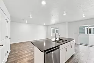 288 N Starboard Dr, Saratoga Springs, UT 84045 - Photo 9