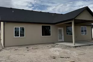 762 N 2450 W, Tremonton, UT 84337 - Photo 3