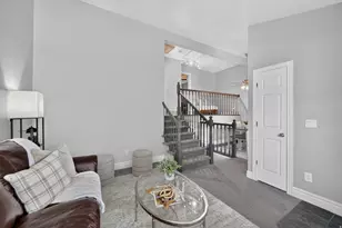 923 S Brookside Cir W, Ogden, UT 84404 - Photo 5