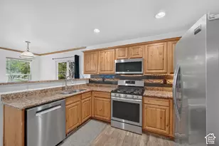 7162 N Ute Dr E, Eagle Mountain, UT 84005 - Photo 11