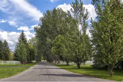180 W Farm Rd N, Midway, UT 84049 - Photo 3