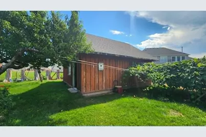 326 S 240 W, Lindon, UT 84042 - Photo 45