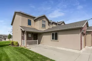 2439 N Wellington Dr W, Harrisville, UT 84414 - Photo 3