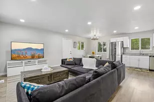 172 S 350 E, Farmington, UT 84025 - Photo 7