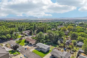 172 S 350 E, Farmington, UT 84025 - Photo 43