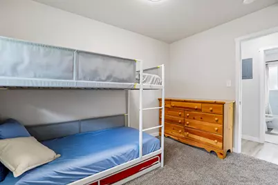 172 S 350 E, Farmington, UT 84025 - Photo 25