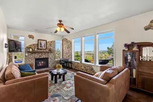1333 E Martha Dunyon Circle, Draper, UT 84020 - Photo 9