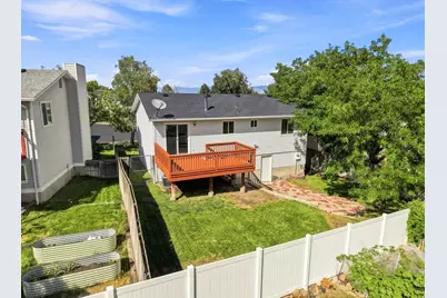 5569 W Tiger Lily Ct, West Jordan, UT 84081 - Photo 25