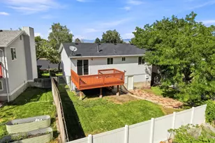 5569 W Tiger Lily Ct, West Jordan, UT 84081 - Photo 25