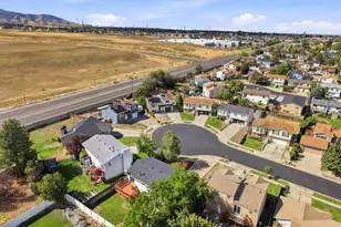 5569 W Tiger Lily Ct, West Jordan, UT 84081 - Photo 27