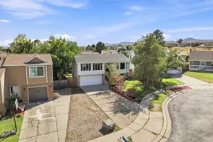 5569 W Tiger Lily Ct, West Jordan, UT 84081 - Photo 29