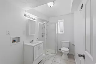 5569 W Tiger Lily Ct, West Jordan, UT 84081 - Photo 19