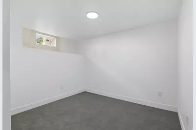 274 W 200 S, Tooele, UT 84074 - Photo 23