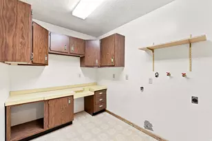 2830 E Valley View Ave S, Holladay, UT 84117 - Photo 27