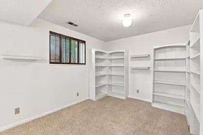 2830 E Valley View Ave S, Holladay, UT 84117 - Photo 37