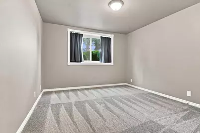 945 E Creek Hill Ln #10, Midvale, UT 84047 - Photo 11