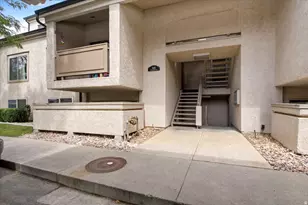 945 E Creek Hill Ln, Midvale, UT 84047 - Photo 3