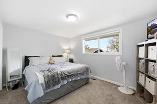 10384 S Amaryllis Dr, Sandy, UT 84094 - Photo 11