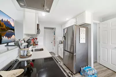 10384 S Amaryllis Dr, Sandy, UT 84094 - Photo 7