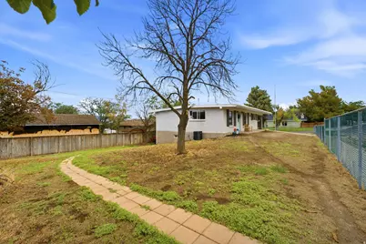 10384 S Amaryllis Dr, Sandy, UT 84094 - Photo 37
