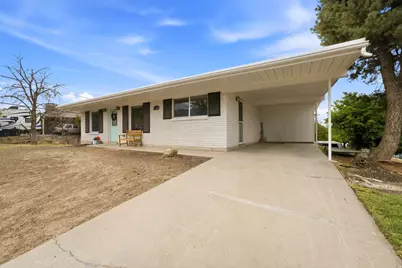 10384 S Amaryllis Dr, Sandy, UT 84094 - Photo 3