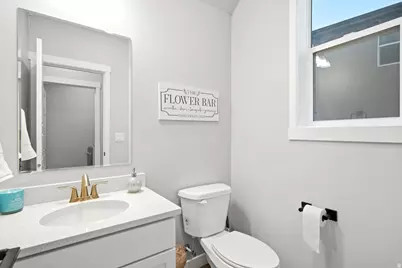 3049 S 2675 W, Syracuse, UT 84075 - Photo 13